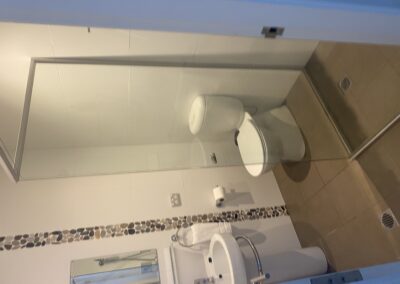 General bathroom next door to 2nd lounge room and bedroom 4