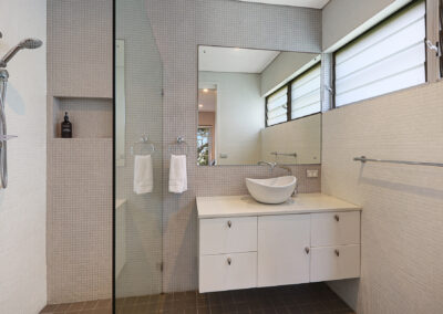 Bathroom ensuite to bedroom 2